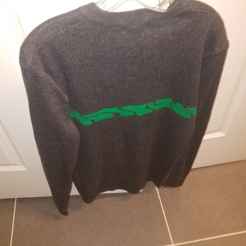 Sweater - Picture 4 of 4